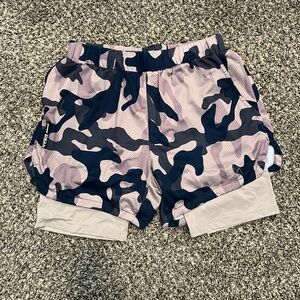 Men’s YOUNGLA shorts
